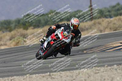 media/Oct-13-2025-Moto Forza (Mon) [[a66d839500]]/3-B Group/Session 3 (Turn 16)/